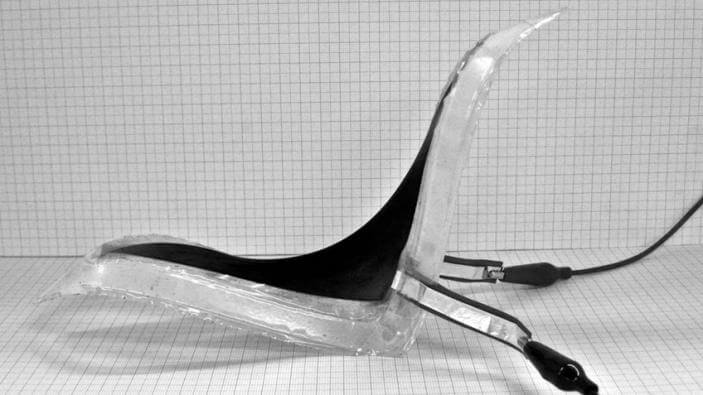 An example of the smart material reacted by electricity
